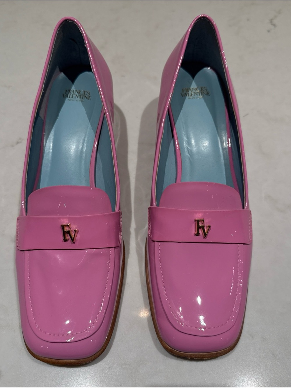 Frances Valentine Bubblegum Pink Patent Leather Loafers with Gold Logo Sz 9